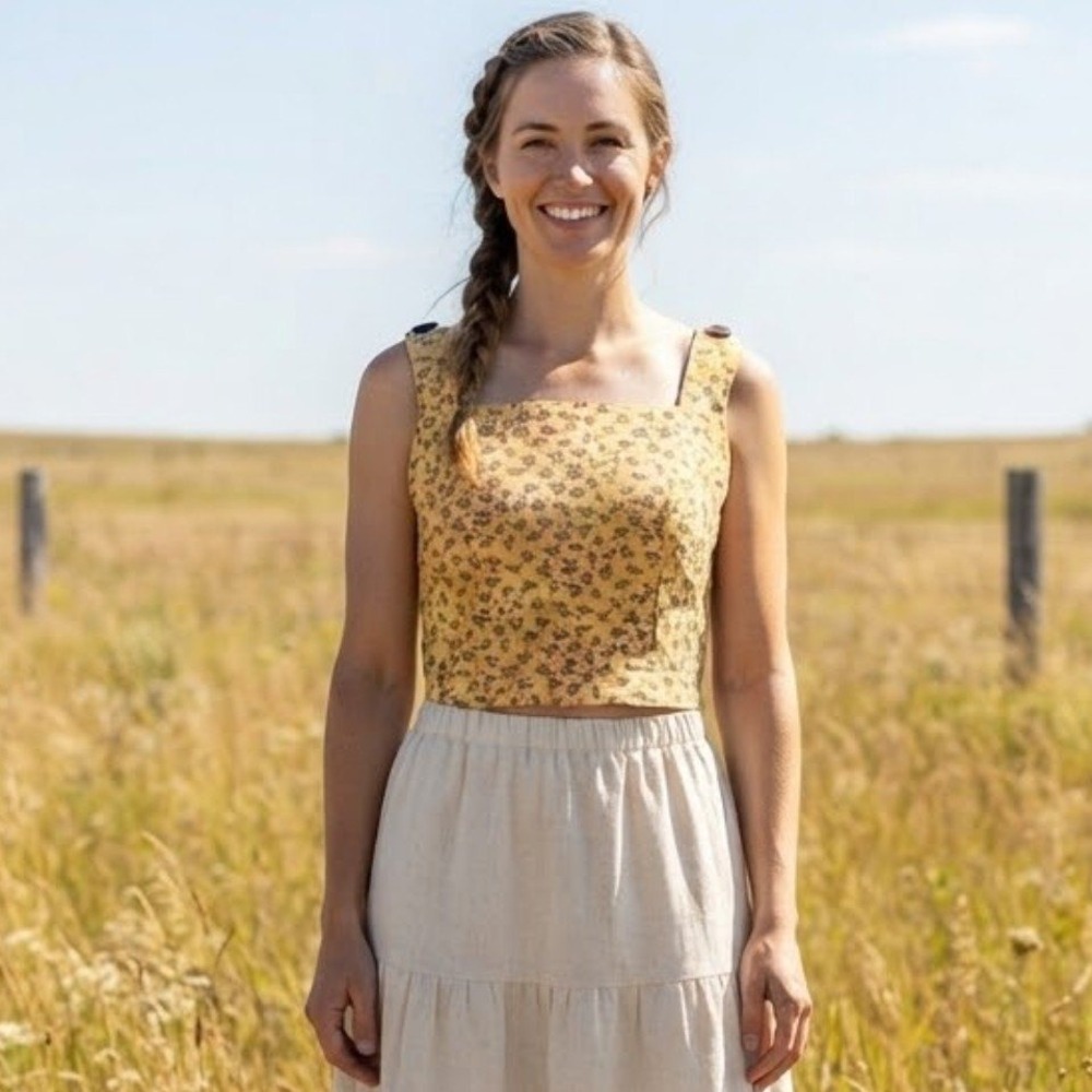 Vertigo Go Floral Crop Tank Top M Yellow Cotton Prairie Cottage Made in Canada